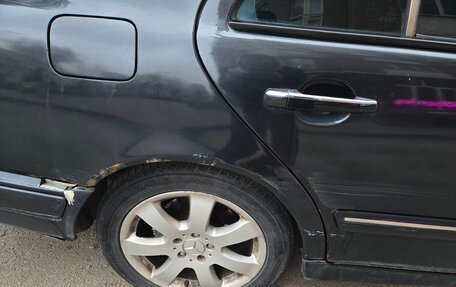 Mercedes-Benz E-Класс, 2002 год, 350 000 рублей, 7 фотография