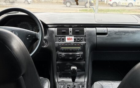 Mercedes-Benz E-Класс, 2002 год, 350 000 рублей, 13 фотография