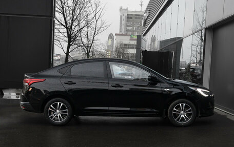 Hyundai Solaris II рестайлинг, 2022 год, 1 700 000 рублей, 4 фотография