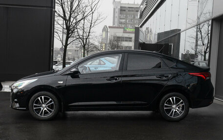 Hyundai Solaris II рестайлинг, 2022 год, 1 700 000 рублей, 8 фотография