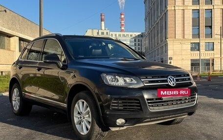 Volkswagen Touareg III, 2012 год, 1 750 000 рублей, 2 фотография