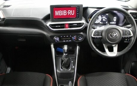 Toyota Raize I, 2021 год, 1 850 000 рублей, 14 фотография