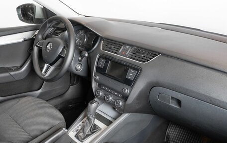 Skoda Octavia, 2016 год, 1 350 000 рублей, 4 фотография