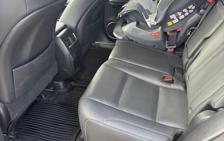 Lexus RX IV рестайлинг, 2020 год, 4 500 000 рублей, 9 фотография