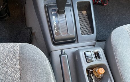 Isuzu Rodeo II, 2002 год, 450 000 рублей, 38 фотография