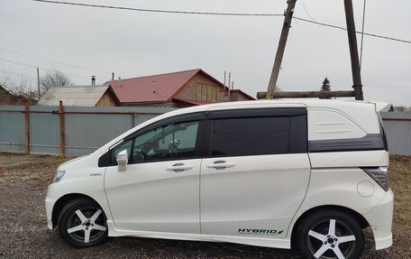 Honda Freed I, 2011 год, 990 000 рублей, 6 фотография