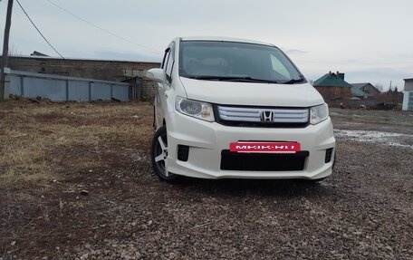 Honda Freed I, 2011 год, 990 000 рублей, 5 фотография