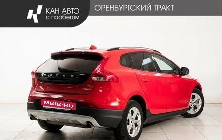 Volvo V40 Cross Country I, 2013 год, 998 000 рублей, 3 фотография