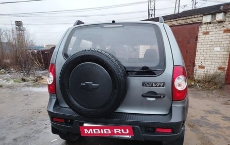 Chevrolet Niva I рестайлинг, 2013 год, 535 000 рублей, 6 фотография