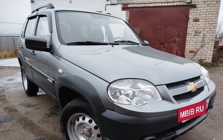 Chevrolet Niva I рестайлинг, 2013 год, 535 000 рублей, 9 фотография
