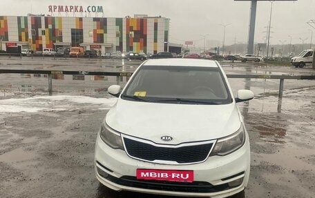 KIA Rio III рестайлинг, 2015 год, 400 000 рублей, 1 фотография