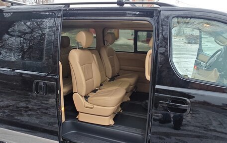 Hyundai Grand Starex Grand Starex I рестайлинг 2, 2017 год, 3 200 000 рублей, 10 фотография