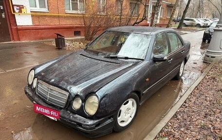 Mercedes-Benz E-Класс, 1997 год, 220 000 рублей, 4 фотография