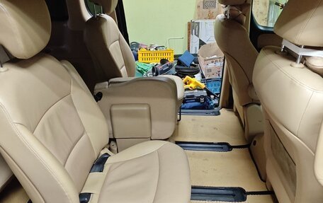 Hyundai Grand Starex Grand Starex I рестайлинг 2, 2017 год, 3 200 000 рублей, 14 фотография