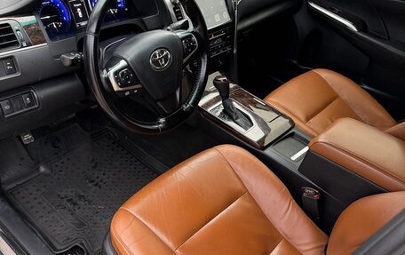 Toyota Camry, 2016 год, 1 850 000 рублей, 8 фотография