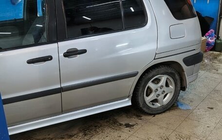 Toyota Raum I, 2000 год, 320 000 рублей, 7 фотография