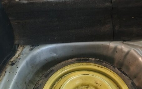 Toyota Raum I, 2000 год, 320 000 рублей, 18 фотография