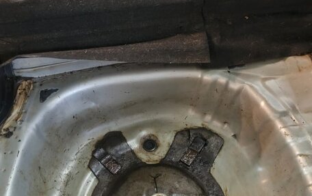 Toyota Raum I, 2000 год, 320 000 рублей, 17 фотография