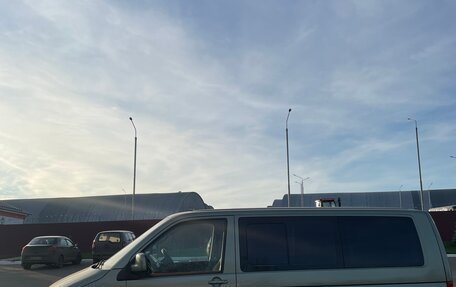 Volkswagen Multivan T5, 2005 год, 1 200 000 рублей, 3 фотография