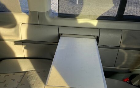 Volkswagen Multivan T5, 2005 год, 1 200 000 рублей, 15 фотография