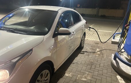 KIA Rio IV, 2018 год, 1 380 000 рублей, 5 фотография