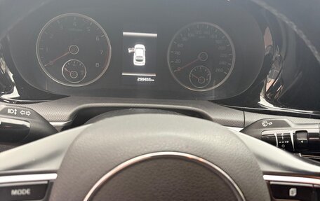 KIA K5, 2020 год, 1 650 000 рублей, 6 фотография