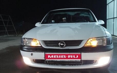 Opel Vectra B рестайлинг, 1997 год, 215 000 рублей, 8 фотография