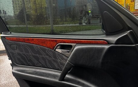 Mercedes-Benz E-Класс, 1999 год, 500 000 рублей, 12 фотография