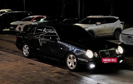 Mercedes-Benz E-Класс, 1999 год, 500 000 рублей, 31 фотография