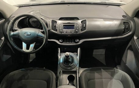 KIA Sportage III, 2013 год, 1 100 000 рублей, 10 фотография