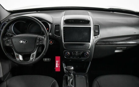 KIA Sorento II рестайлинг, 2015 год, 1 590 000 рублей, 14 фотография