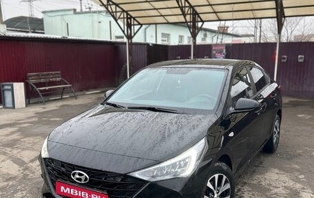 Hyundai Solaris II рестайлинг, 2021 год, 1 725 000 рублей, 1 фотография