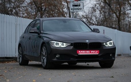 BMW 3 серия, 2013 год, 1 750 000 рублей, 3 фотография