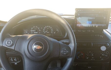 Chevrolet Niva I рестайлинг, 2019 год, 825 000 рублей, 6 фотография