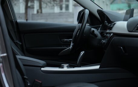 BMW 3 серия, 2013 год, 1 750 000 рублей, 13 фотография