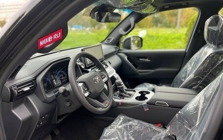 Toyota Land Cruiser, 2025 год, 15 300 000 рублей, 11 фотография