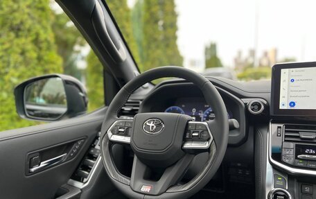 Toyota Land Cruiser, 2025 год, 15 300 000 рублей, 15 фотография