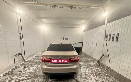 KIA Rio III рестайлинг, 2013 год, 730 000 рублей, 9 фотография