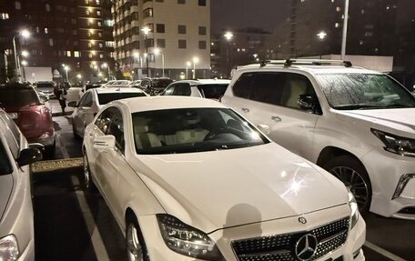 Mercedes-Benz CLS, 2012 год, 2 700 000 рублей, 2 фотография