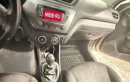 KIA Rio III рестайлинг, 2013 год, 730 000 рублей, 13 фотография