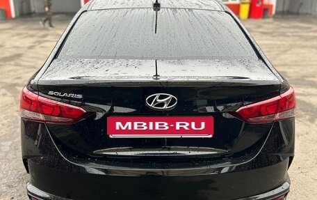 Hyundai Solaris II рестайлинг, 2021 год, 1 725 000 рублей, 3 фотография