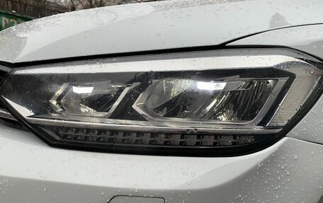 Volkswagen Touran III, 2018 год, 1 670 000 рублей, 15 фотография