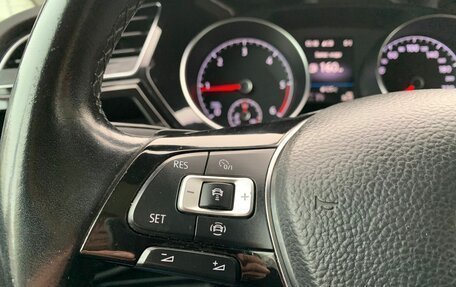 Volkswagen Touran III, 2018 год, 1 670 000 рублей, 24 фотография