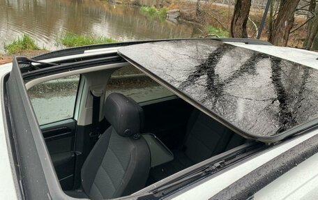 Volkswagen Touran III, 2018 год, 1 670 000 рублей, 33 фотография