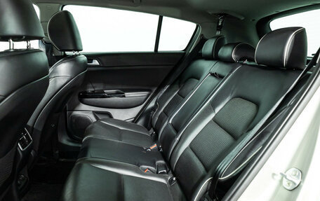 KIA Sportage IV рестайлинг, 2016 год, 2 199 000 рублей, 10 фотография