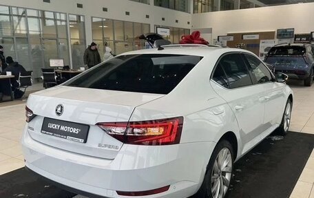 Skoda Superb III рестайлинг, 2015 год, 1 935 000 рублей, 7 фотография