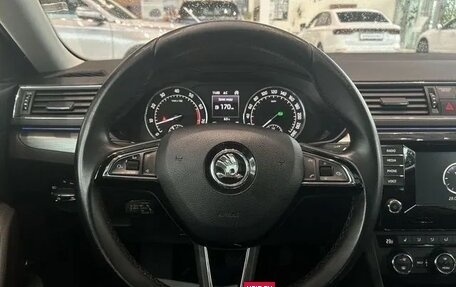 Skoda Superb III рестайлинг, 2015 год, 1 935 000 рублей, 15 фотография