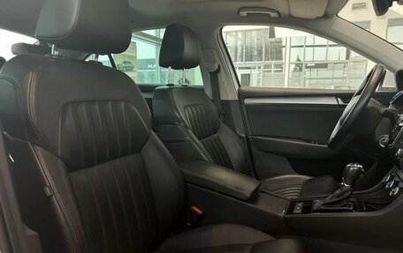 Skoda Superb III рестайлинг, 2015 год, 1 935 000 рублей, 34 фотография