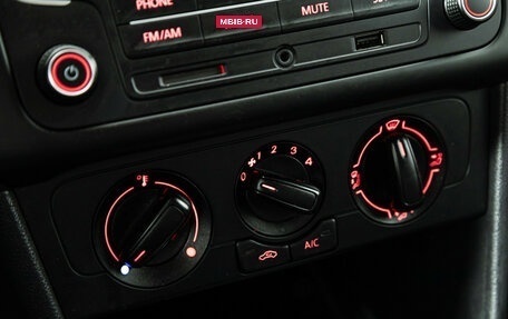 Volkswagen Polo VI (EU Market), 2019 год, 1 049 777 рублей, 15 фотография