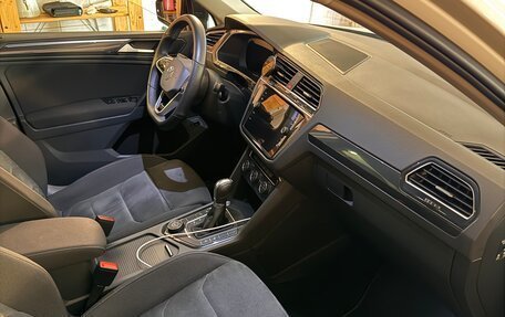 Volkswagen Tiguan II, 2018 год, 3 505 000 рублей, 9 фотография